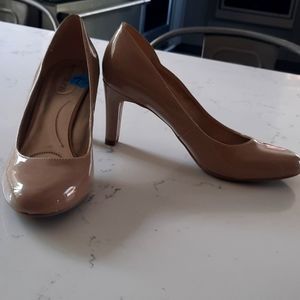 Nude patent leather heels